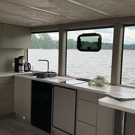 Luxboot Apartment *
